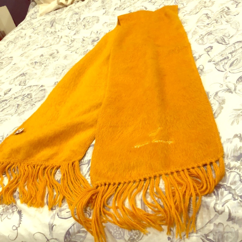 Aplaca Camargo Scarf